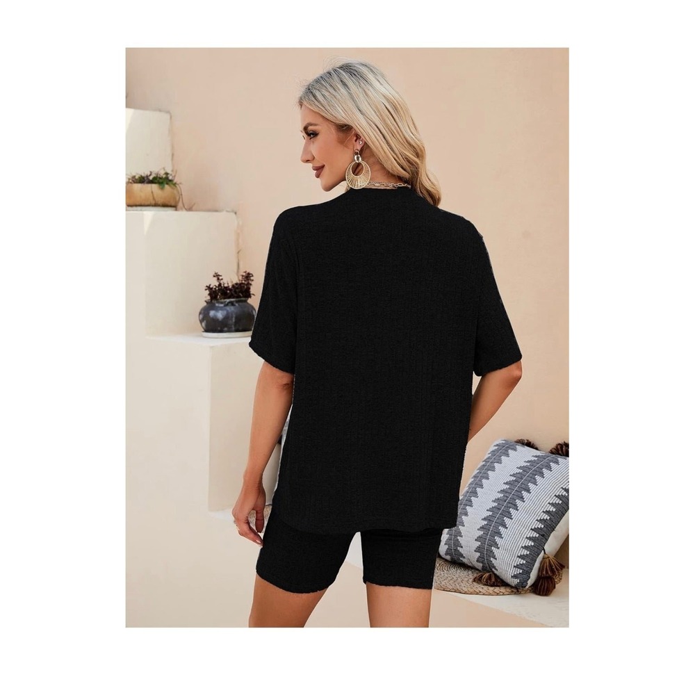 Women's Ribbed 2 Piece Lounge Set Black Oversized Tee and Biker Shorts Sz small - Picture 2 of 6